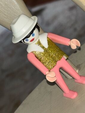 Geobra 1974 Glitter Figure Toy with White Hat